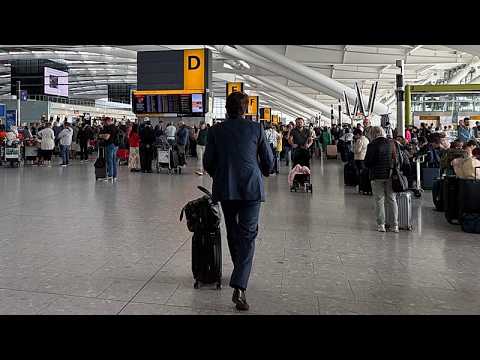 UK airports face more disruption after air traffic control glitch with 250 flights axed