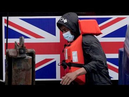 UK ends ‘one in, one out’ migrant returns deal with France