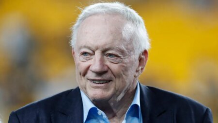 Cowboys’ Jerry Jones gets testy with radio hosts over questions about roster construction after blowout loss