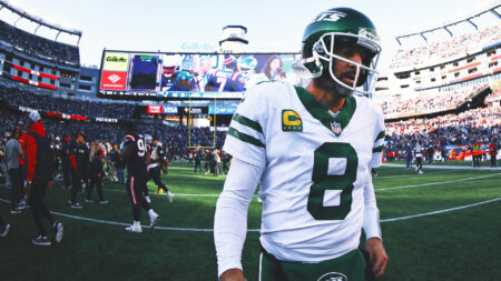 Aaron Rodgers, Jets coach riff on ‘darkness’ after upset loss to Patriots