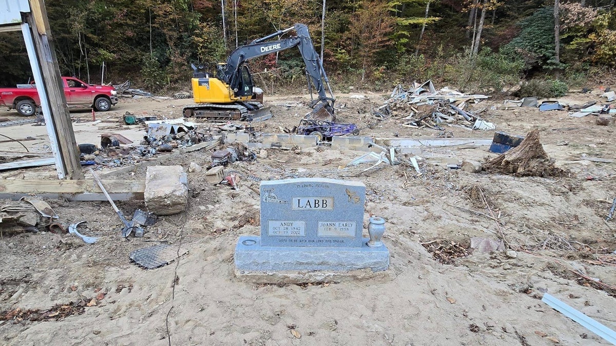 Chris Griffin's father's grave 