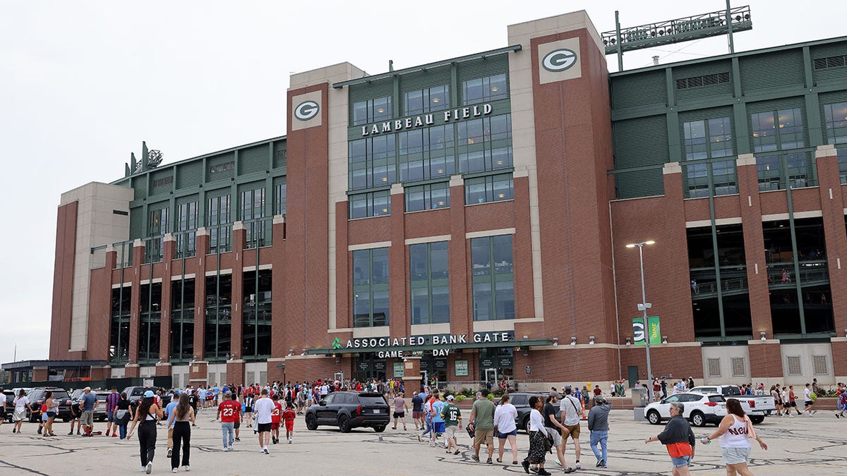 A photo of Lambeau Field field