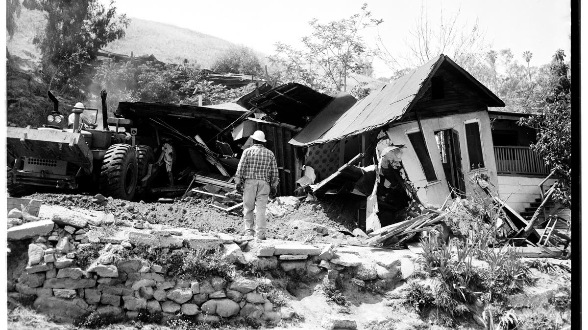 Chavez Ravine evictions, 1959