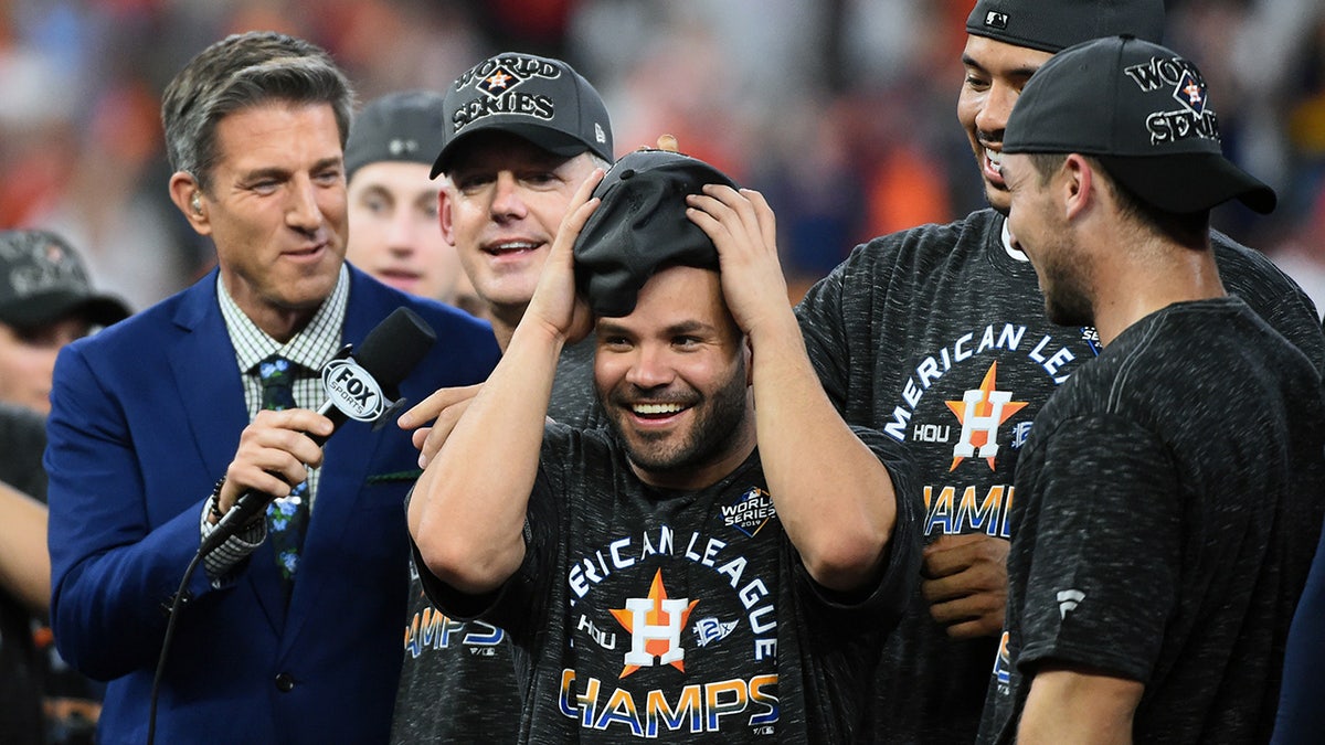 Jose Altuve celebrates