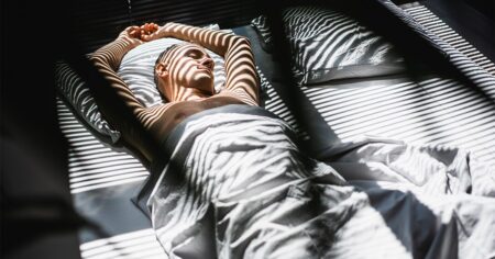 Sleep problems in 30s and 40s may add extra years to your brain age