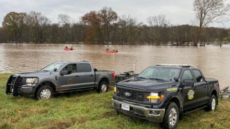 Married poll workers drown in Missouri floods on way to election site