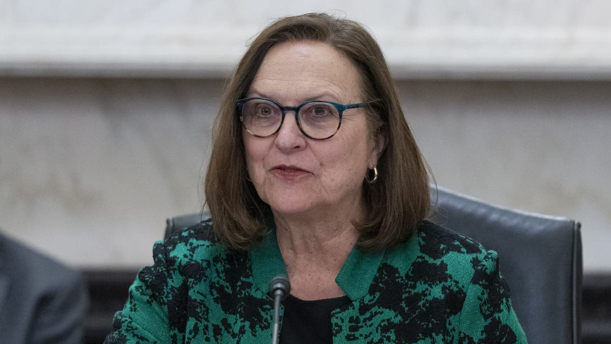 Fischer in Senate committee hearing