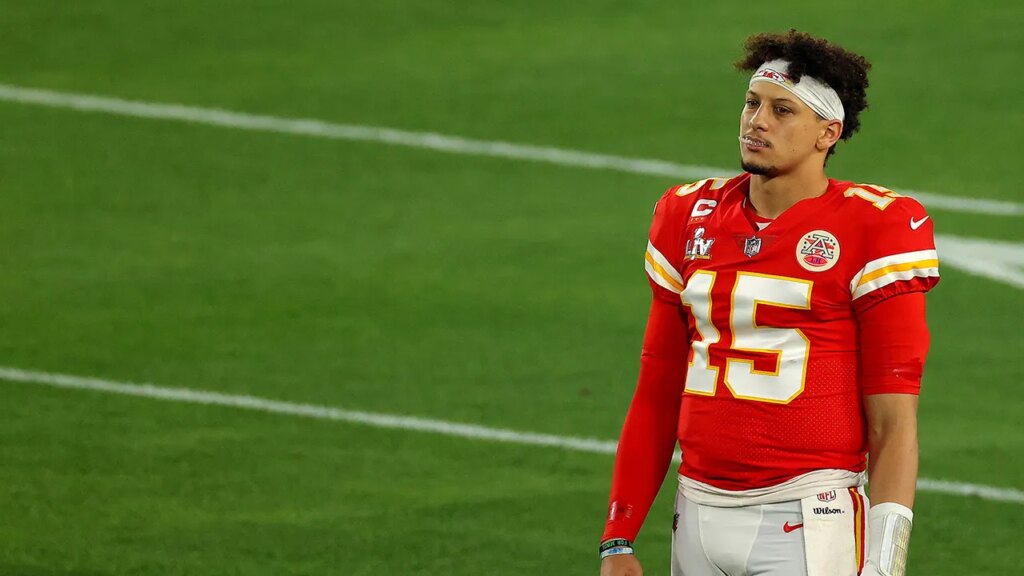 Chiefs’ Patrick Mahomes admits Super Bowl loss to Tom Brady, Buccaneers still stings