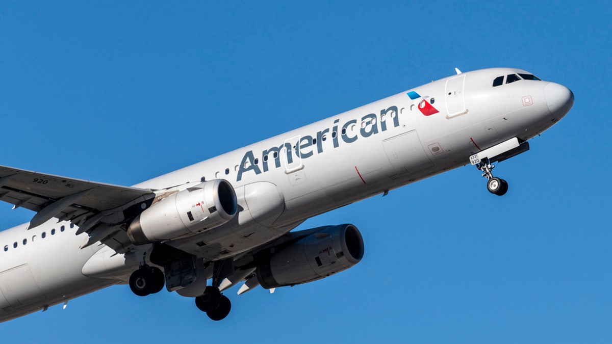 American Airlines plane