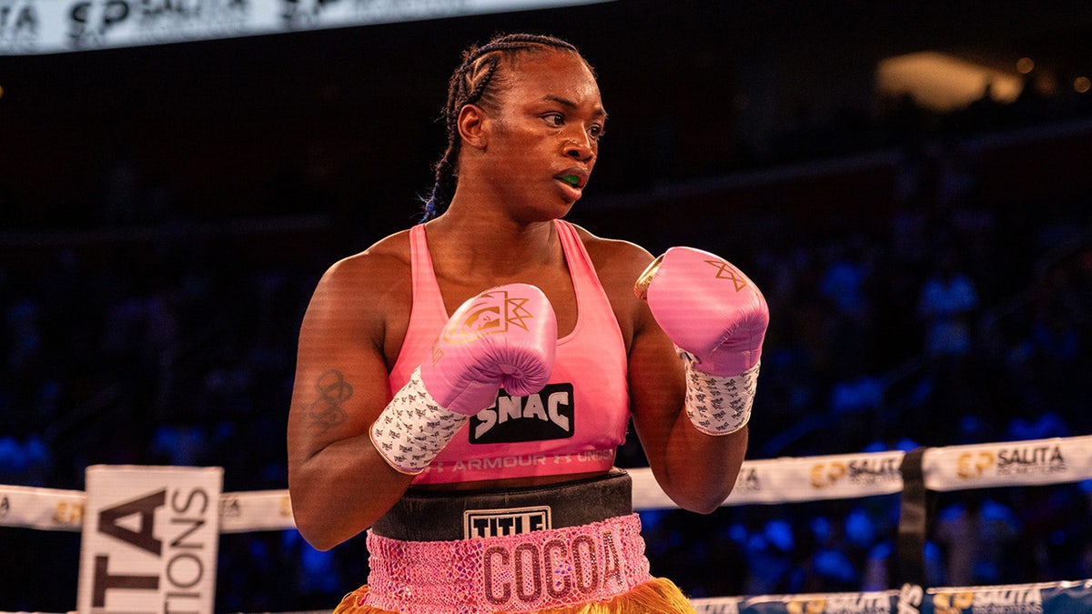 Claressa Shields boxes