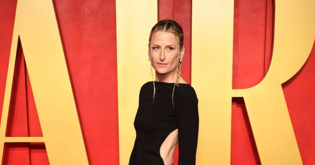 Meryl Streep’s Daughter Mamie Gummer Files for Divorce After 6 Years of Marriage: Report