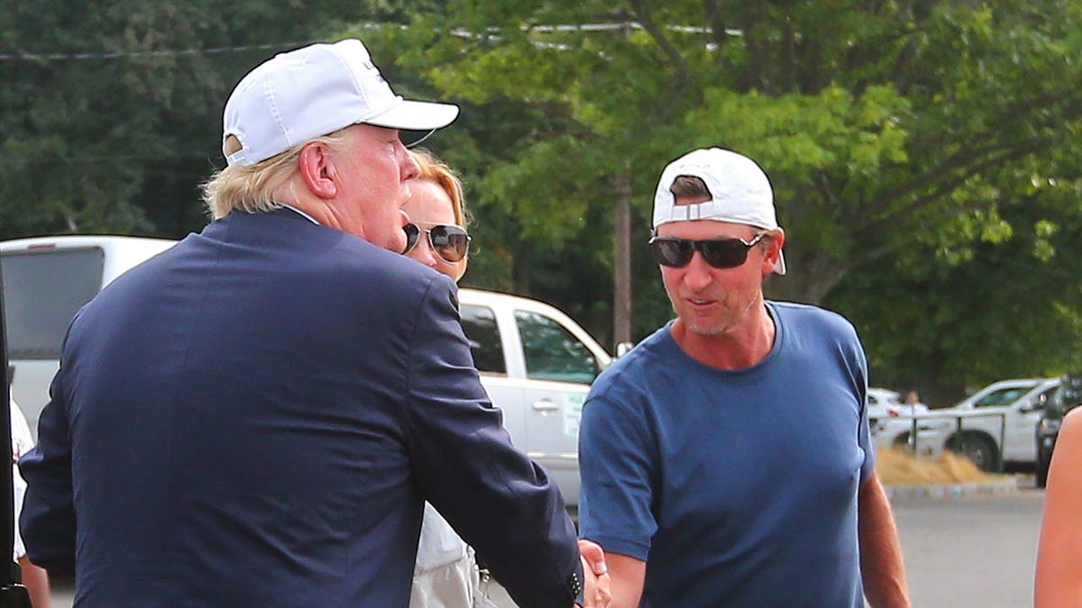 Trump and Gretzky