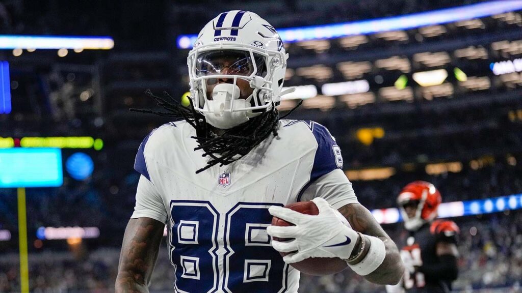 CeeDee Lamb throwing Cowboys’ 2024 season ‘in the trash’ as new era begins in Dallas