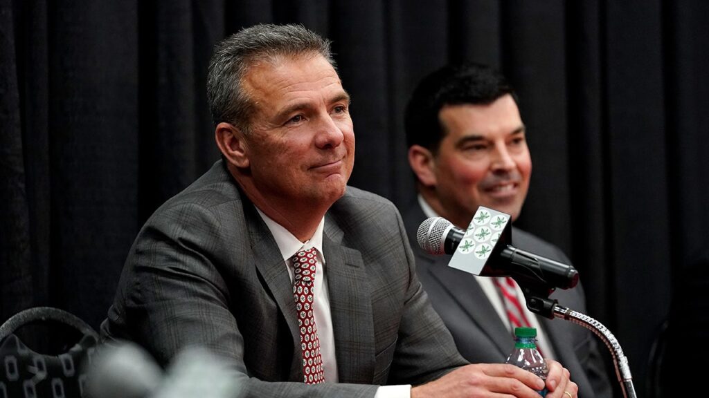 Legendary college football coach Urban Meyer explains why he likes 14-team CFP system