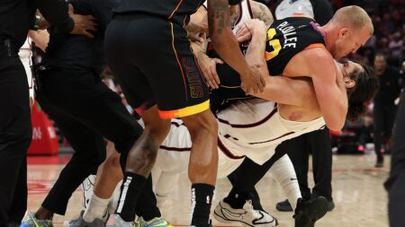 Suns-Rockets brawl results in two ejections after Mason Plumlee, Steven Adams wrestle each other to the ground