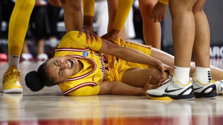 USC’s JuJu Watkins suffers devastating knee injury in March Madness game