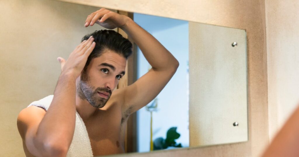 This Award-Winning Men’s Shampoo Is the Perfect Replacement for That 3-in-1 Wash