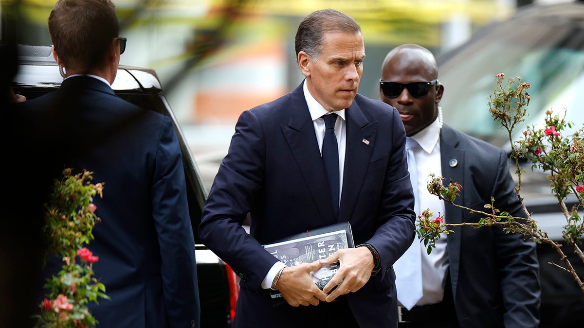 Hunter Biden and Melissa Cohen Biden arrive at federal court