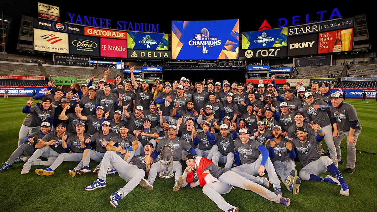 Dodgers celebrating world series