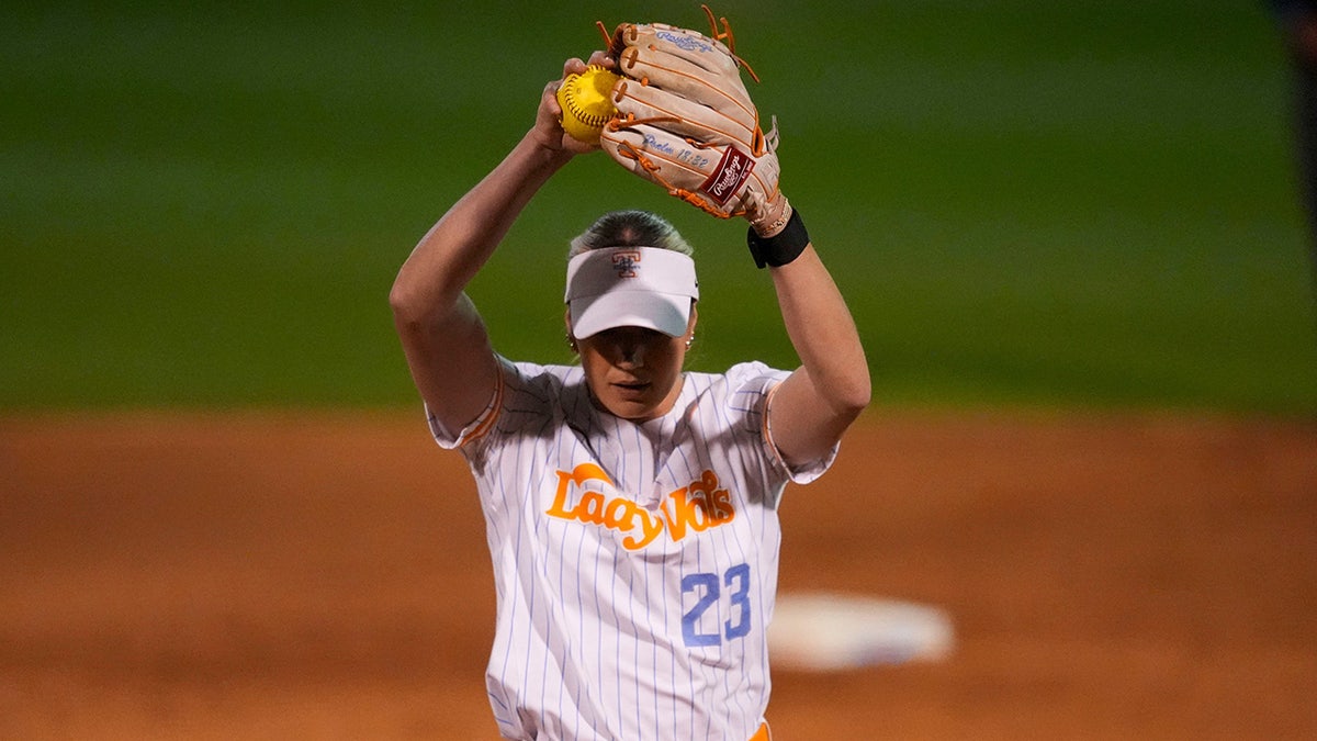 Karlyn Pickens pitches