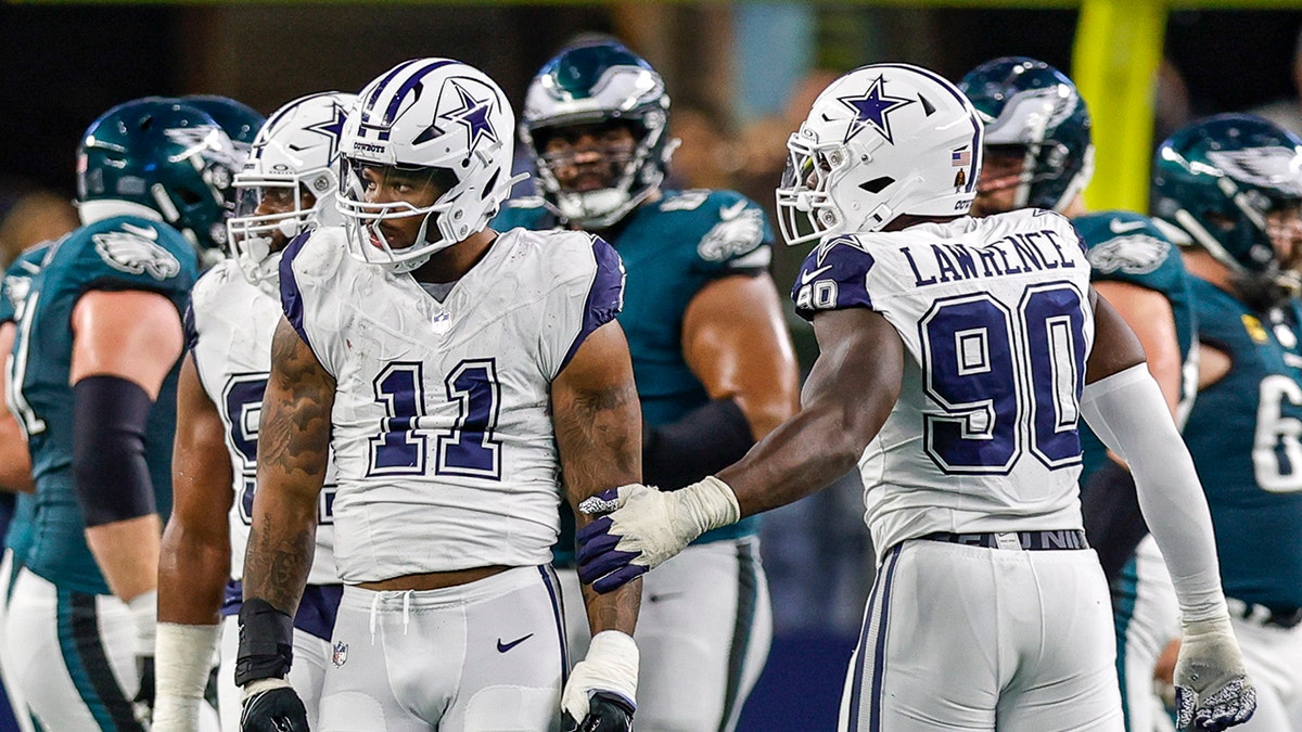 Micah Parsons and DeMarcus Lawrence against Eagles