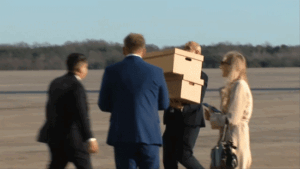 Trump staffers load boxes of items seized by FBI in 2022 Mar-a-Lago raid onto Air Force One