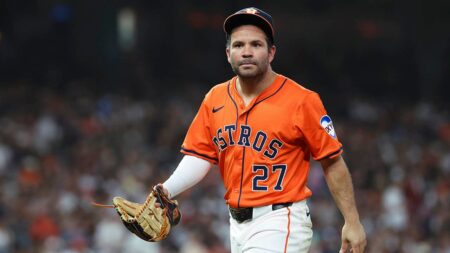 Astros’ Jose Altuve asks to be moved out of leadoff spot for bizarre reason