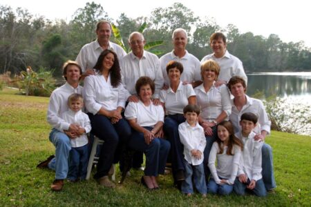 Dear Abby: Is it rude to keep non-relatives out of my family reunion?