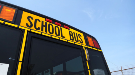 17 students taken to hospital after Chicago bus crash