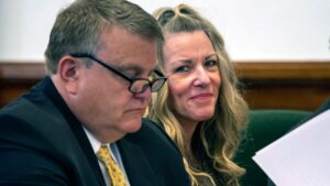 ‘Doomsday Mom’ Lori Vallow seeks new murder conspiracy trial, claiming juror misconduct