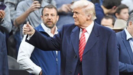 Trump confirms major trade deal with key American ally and more top headlines