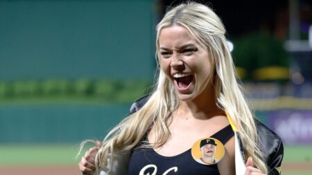 Livvy Dunne cheers on fellow Sports Illustrated models’ first pitch before boyfriend Paul Skenes pitches