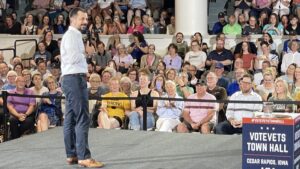 Buttigieg says ‘right now I’m not running for anything’ during Iowa stop