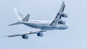 Trump clarifies ownership of aircraft in defense of Qatar’s gift