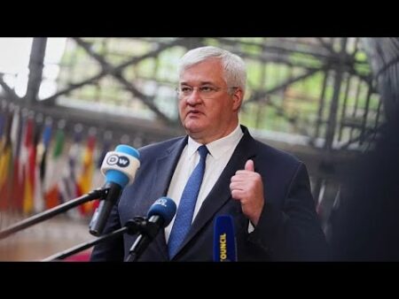 Kyiv to consider the Vatican for Zelenskyy-Putin meeting, Foreign Minister Sybiha tells Euronews