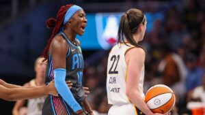 Caitlin Clark gets chippy with opponent, delivers a damning message: ‘Not scared’