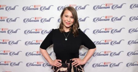 Bindi Irwin Gives Health Update After Missing Late Father Steve Irwin’s Gala Due to Ruptured Appendix