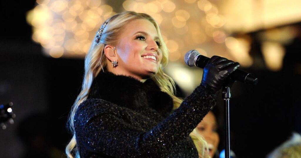 Revisiting Jessica Simpson’s Last TV Performance Before ‘American Idol’ Finale