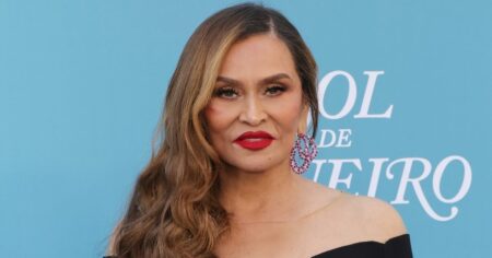 Tina Knowles Has Wardrobe Malfunction at Live Event But is Rescued by Keke Palmer