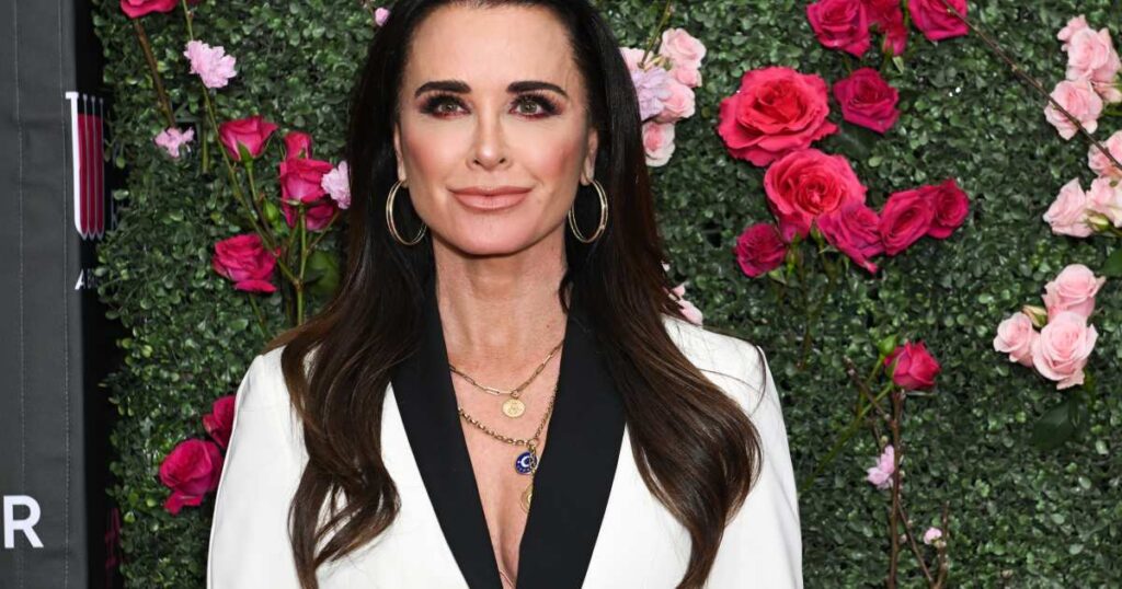 Not Sure What to Get Mom? Kyle Richards Recommends This  Hair Tool Shoppers Call ‘Fabulous’