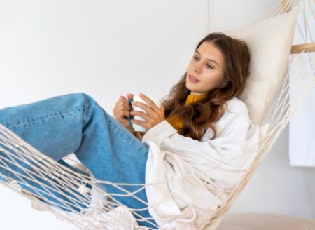 What is ‘niksen’? This popular Dutch take on ‘rawdogging’ is here to give your brain a boost