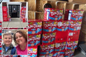 Kentucky boy uses mother’s phone to order 70K Dum-Dum lollipops to share with his friends