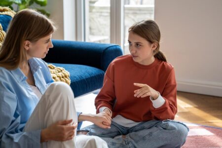 Dear Abby: My mom won’t stop telling me about her cheating habit