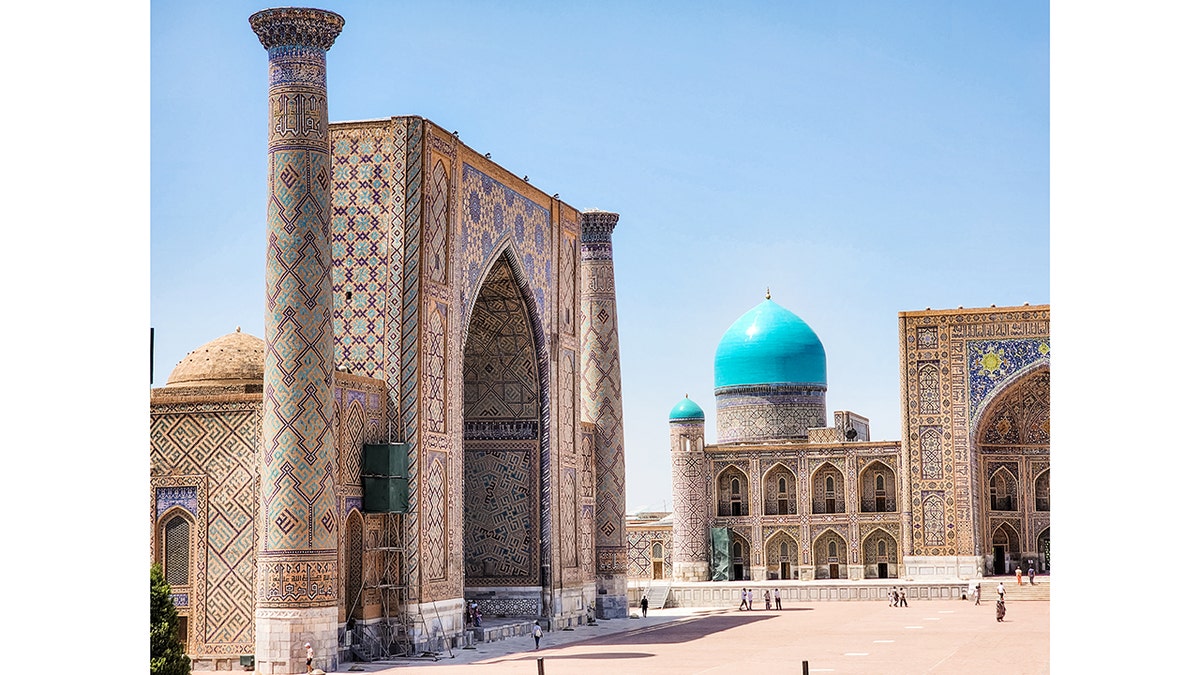 uzbekistan mosques