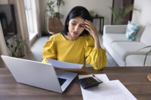Most Americans have financial anxiety — and it’s taking a toll on their bodies: poll