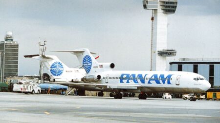 Pan Am plane lands in Lisbon on luxury flight for aviation nostalgics