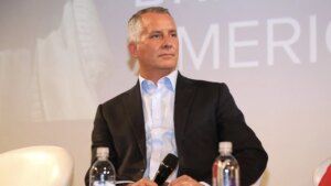 Former Republican congressman-turned-Democrat launches bid for governor in push to flip red-state Florida