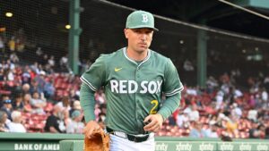 Injured Red Sox slugger tries to rally team with bizarre mustache sacrifice vs. Yankees