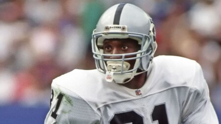 Raiders legend Tim Brown names 1 rule he’d take from arena football and implement in NFL