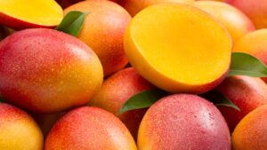 Tropical fruit could help your heart, plus passenger defends ‘gate lice’ behavior